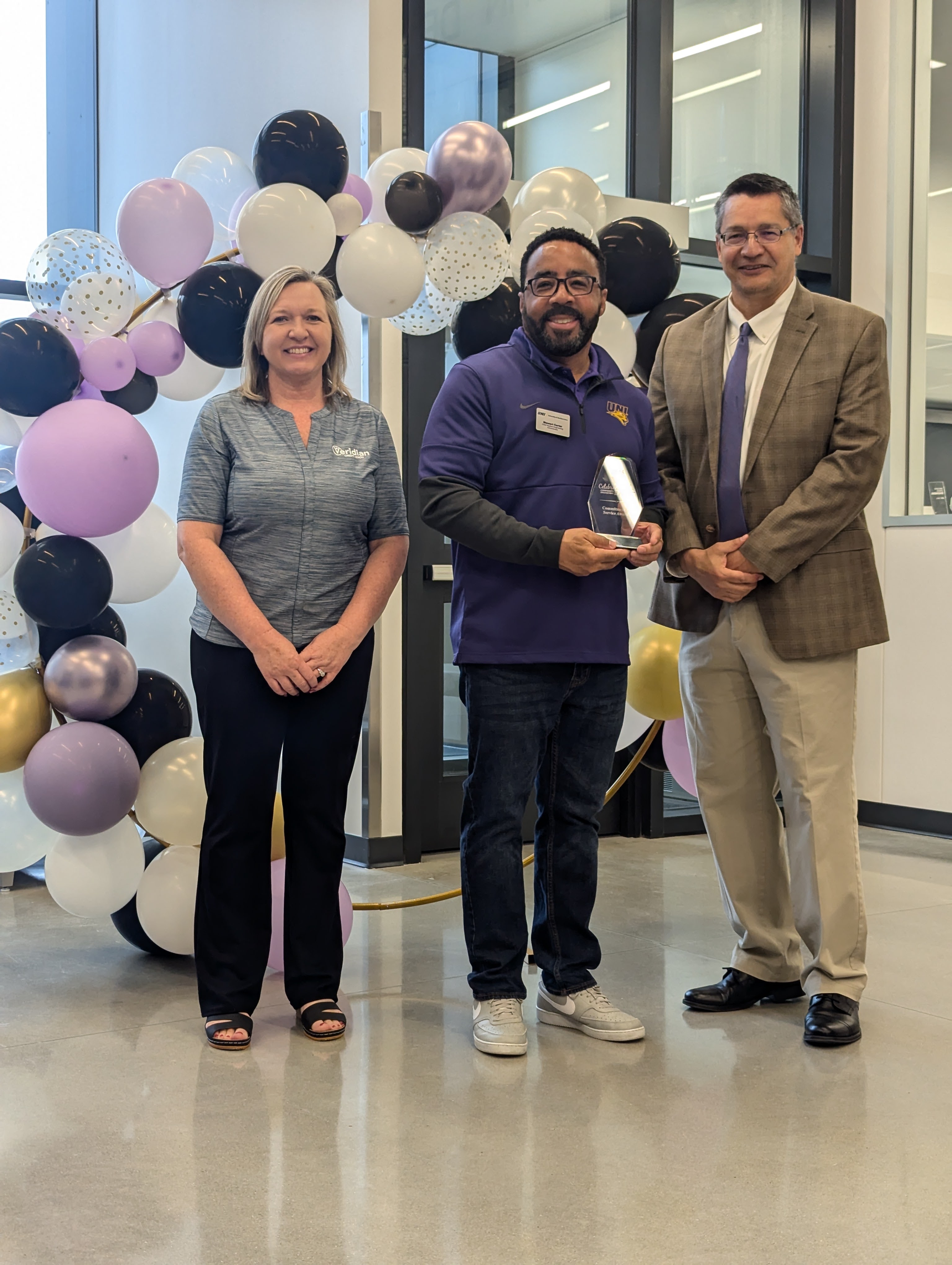 Stewart Carter, Julie Gage, Provost Herrera